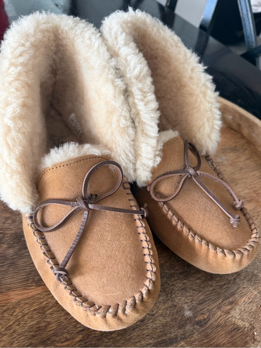 UGG Women's Tasman Shearling-Lined Chestnut Moccasin Slippers size 8 - Picture 2 of 6